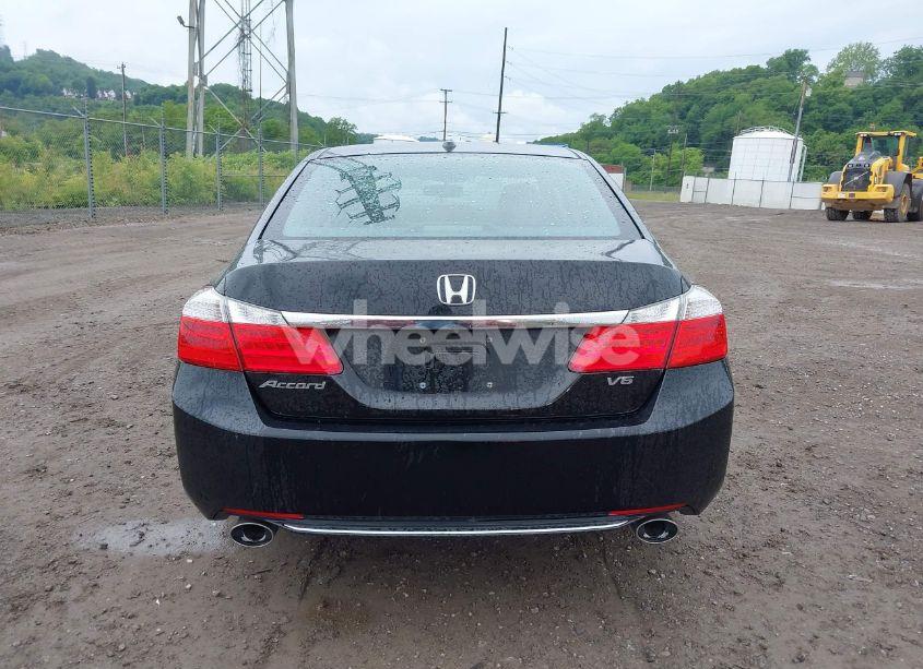 Photo 17 of 2014 Honda Accord EX-L V-6 (VIN 1HGCR3F86EA037395)