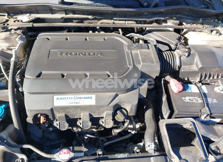 Photo 10 of 2014 Honda Accord EX-L V-6 (VIN 1HGCR3F86EA039552)
