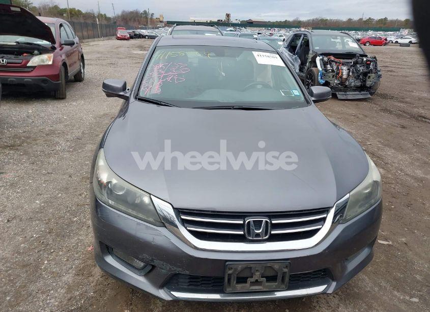 Photo 12 of 2015 Honda Accord EX-L V-6 (VIN 1HGCR3F86FA021800)