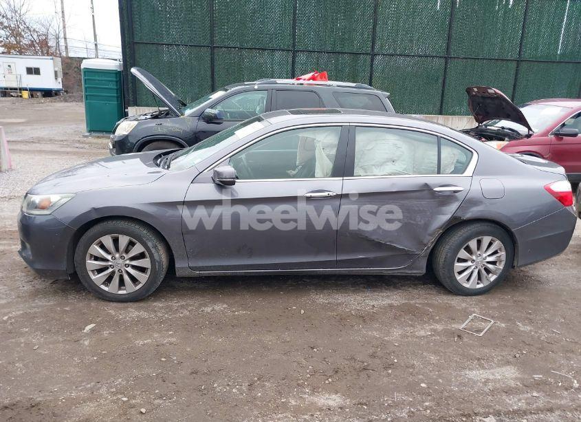 Photo 14 of 2015 Honda Accord EX-L V-6 (VIN 1HGCR3F86FA021800)