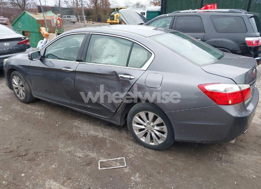 Photo 3 of 2015 Honda Accord EX-L V-6 (VIN 1HGCR3F86FA021800)