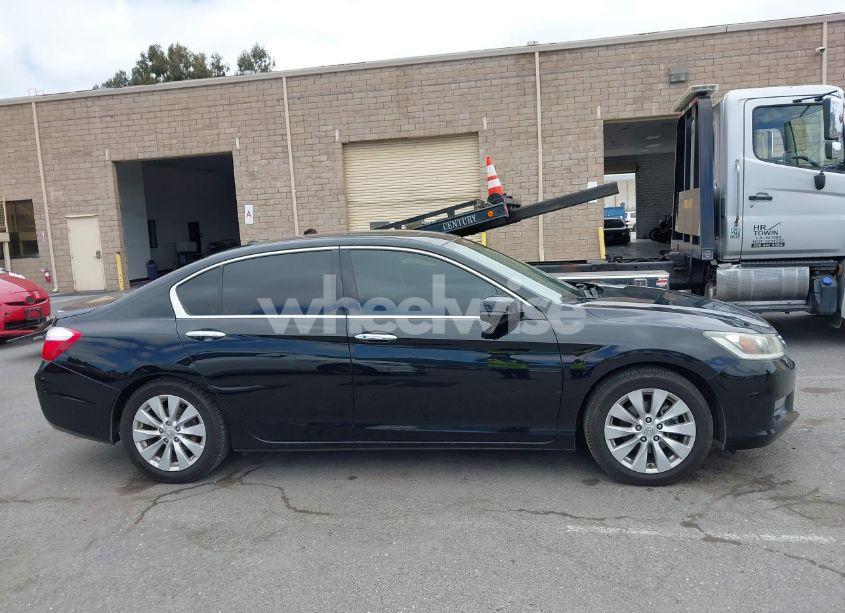 Photo 14 of 2015 Honda Accord EX-L V-6 (VIN 1HGCR3F86FA023207)