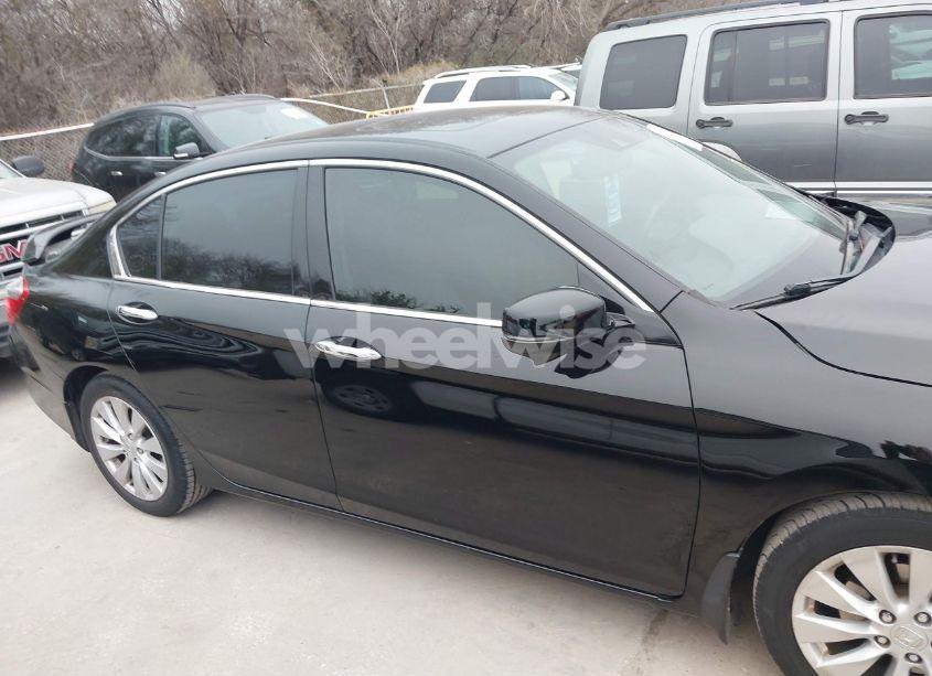 Photo 13 of 2015 Honda Accord EX-L V-6 (VIN 1HGCR3F86FA032893)