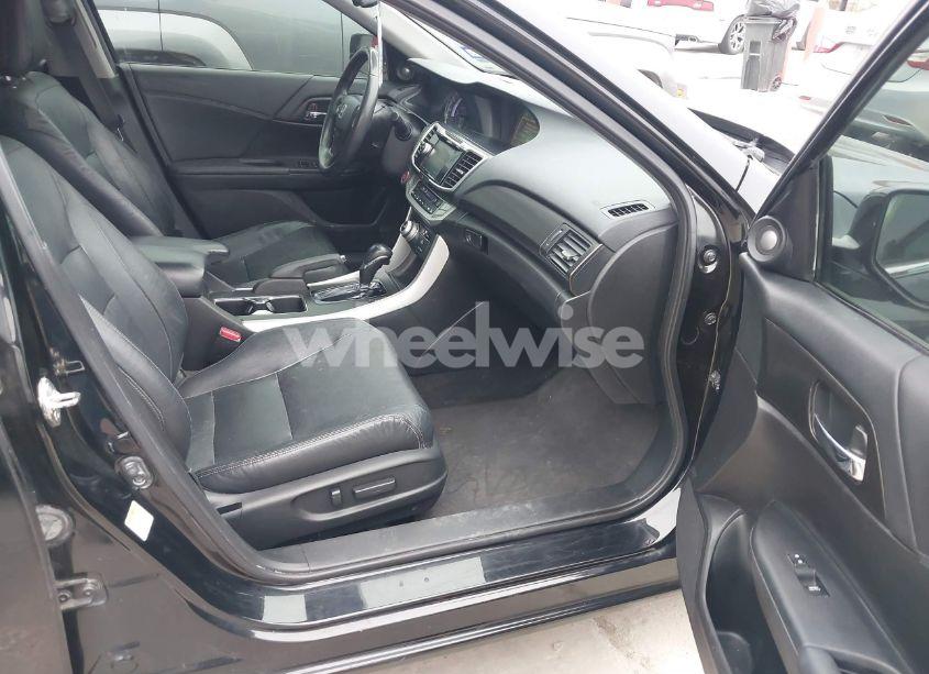 Photo 5 of 2015 Honda Accord EX-L V-6 (VIN 1HGCR3F86FA032893)