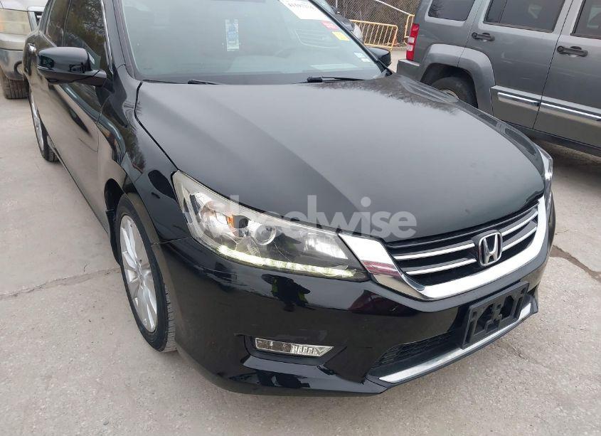 Photo 6 of 2015 Honda Accord EX-L V-6 (VIN 1HGCR3F86FA032893)