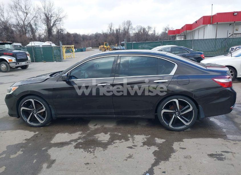 Photo 14 of 2016 Honda Accord EX-L V-6 (VIN 1HGCR3F86GA029350)