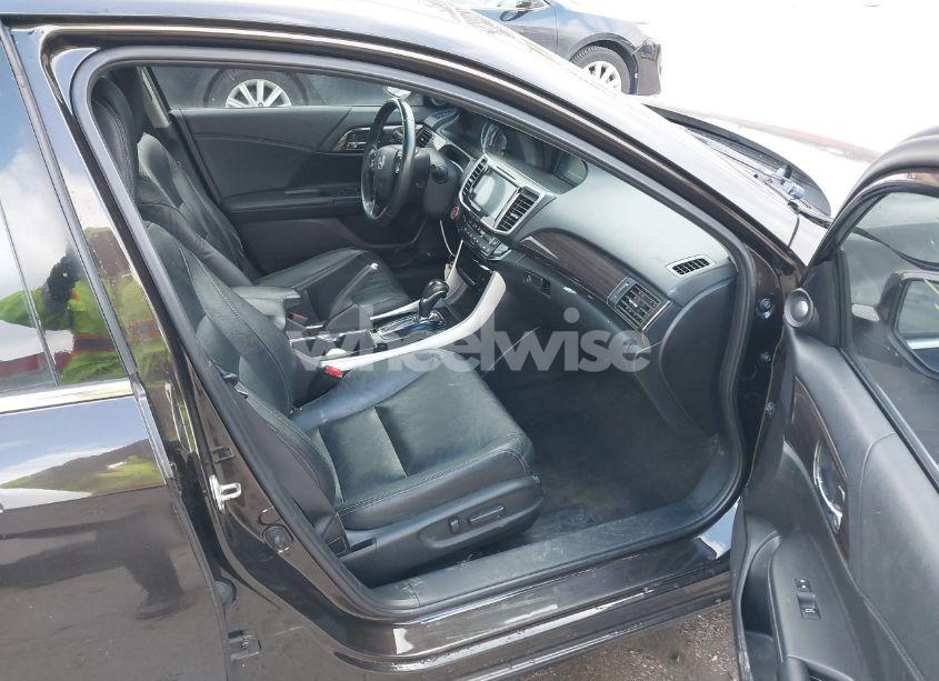 Photo 5 of 2016 Honda Accord EX-L V-6 (VIN 1HGCR3F86GA029350)