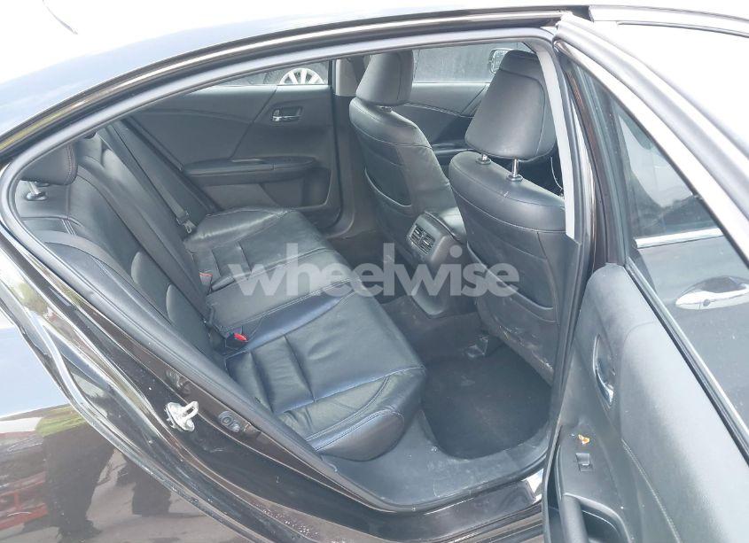 Photo 8 of 2016 Honda Accord EX-L V-6 (VIN 1HGCR3F86GA029350)