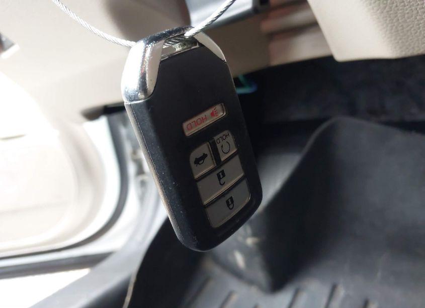 Photo 11 of 2016 Honda Accord EX-L V-6 (VIN 1HGCR3F86GA035147)