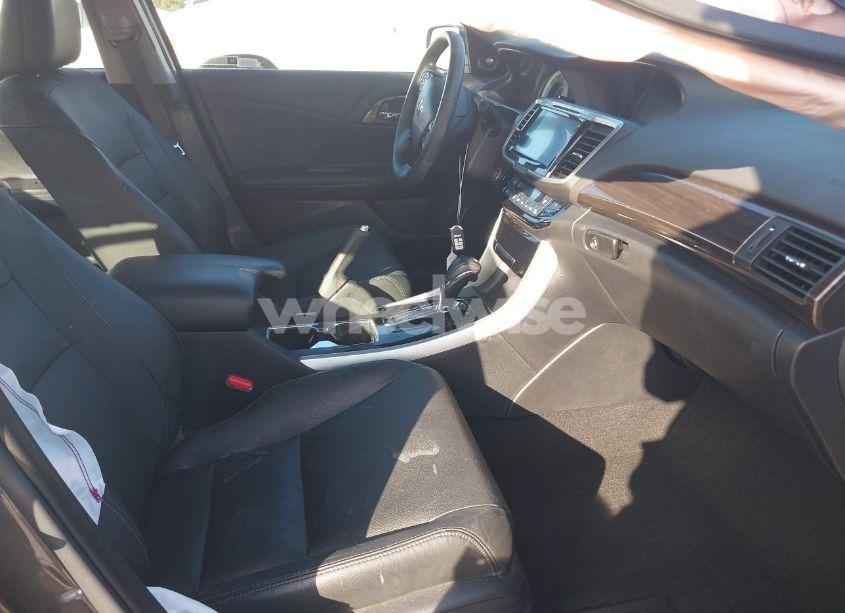 Photo 5 of 2017 Honda Accord EX-L V6 (VIN 1HGCR3F86HA027535)