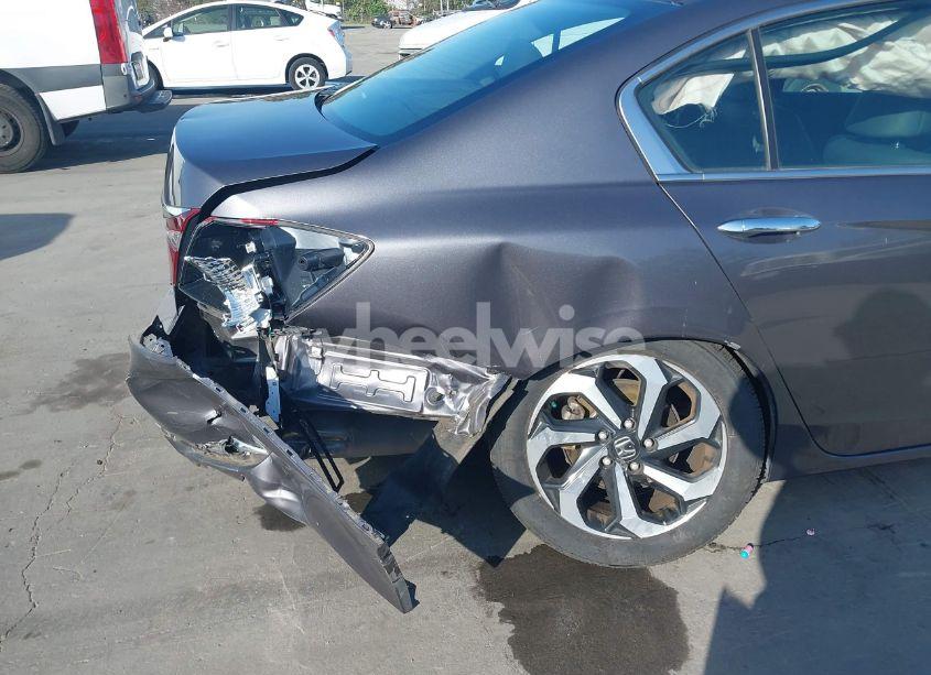 Photo 6 of 2017 Honda Accord EX-L V6 (VIN 1HGCR3F86HA027535)