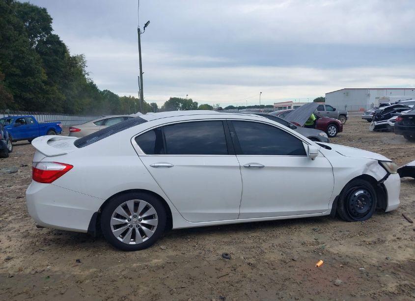 Photo 13 of 2013 Honda Accord EX-L V-6 (VIN 1HGCR3F87DA003433)