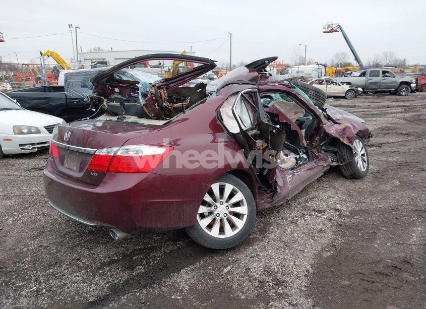 Photo 4 of 2013 Honda Accord EX-L V-6 (VIN 1HGCR3F87DA007238)