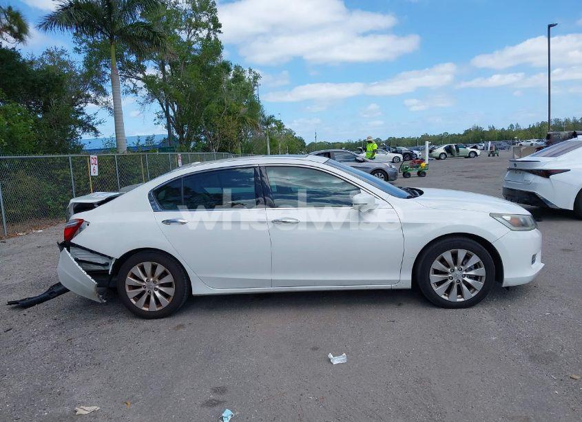 Photo 13 of 2013 Honda Accord EX-L V-6 (VIN 1HGCR3F87DA011628)