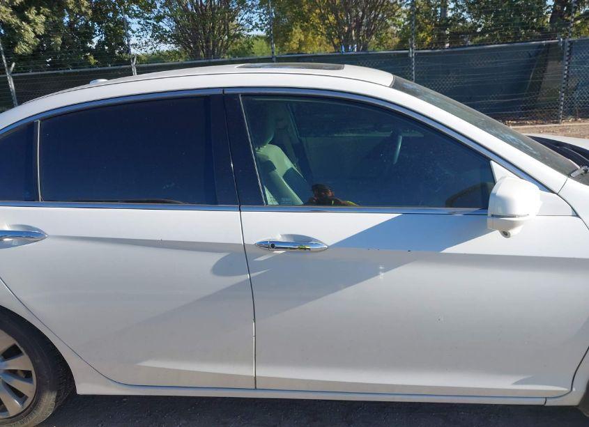 Photo 13 of 2013 Honda Accord EX-L V-6 (VIN 1HGCR3F87DA015226)