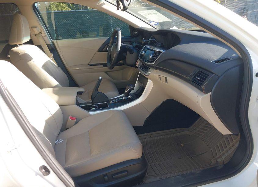 Photo 5 of 2013 Honda Accord EX-L V-6 (VIN 1HGCR3F87DA015226)