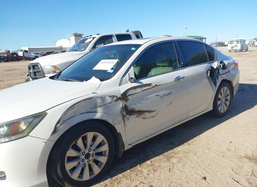 Photo 6 of 2013 Honda Accord EX-L V-6 (VIN 1HGCR3F87DA015226)