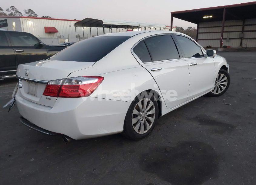 Photo 4 of 2013 Honda Accord EX-L V-6 (VIN 1HGCR3F87DA025447)