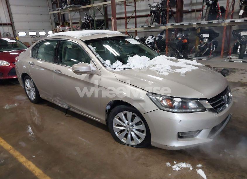 2013 Honda Accord EX-L V-6 (VIN 1HGCR3F87DA032351) main photo