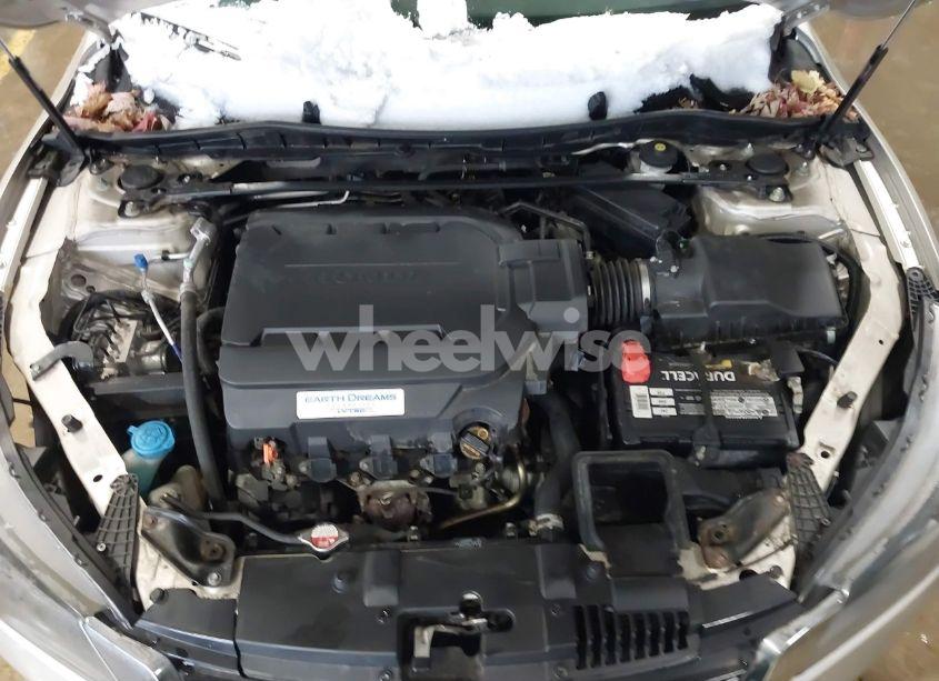 Photo 10 of 2013 Honda Accord EX-L V-6 (VIN 1HGCR3F87DA032351)