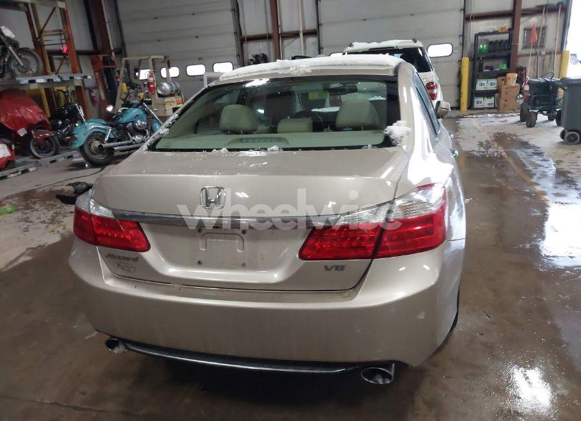Photo 16 of 2013 Honda Accord EX-L V-6 (VIN 1HGCR3F87DA032351)