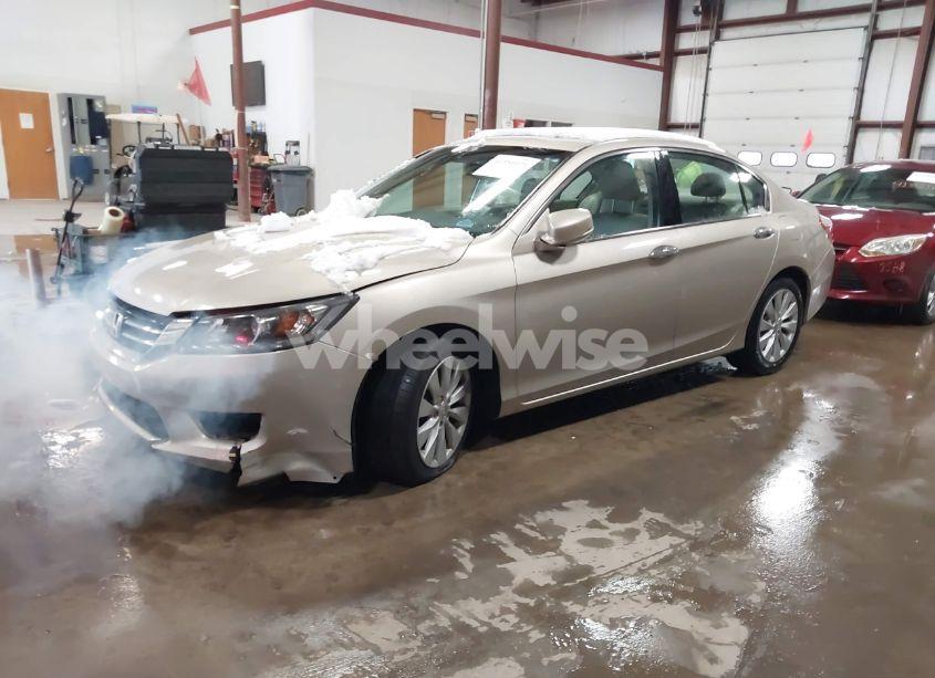 Photo 2 of 2013 Honda Accord EX-L V-6 (VIN 1HGCR3F87DA032351)