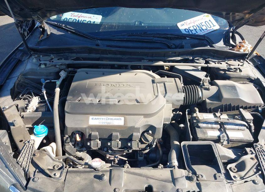 Photo 10 of 2013 Honda Accord EX-L V-6 (VIN 1HGCR3F87DA040028)