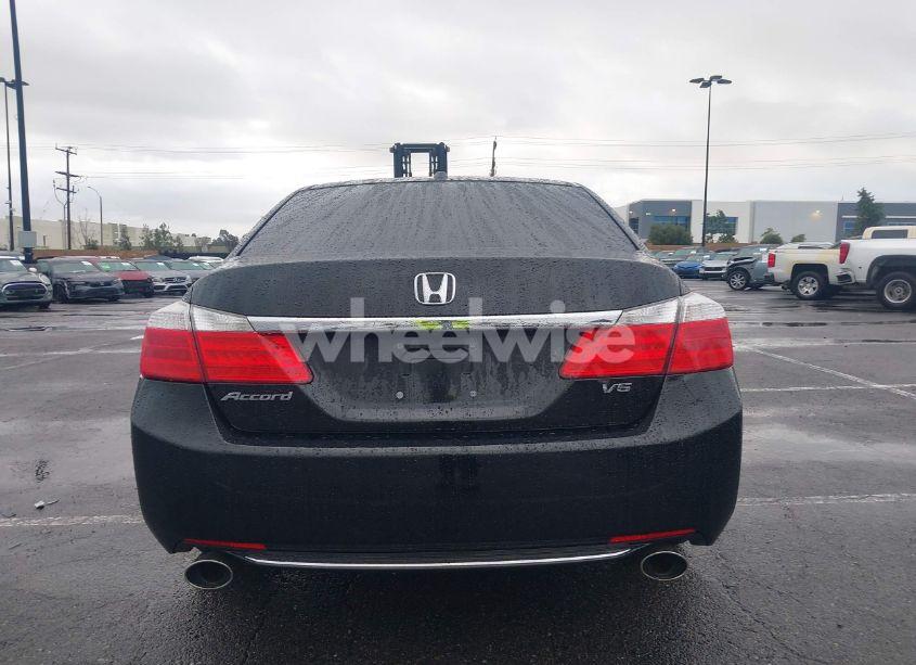 Photo 16 of 2013 Honda Accord EX-L V-6 (VIN 1HGCR3F87DA040028)