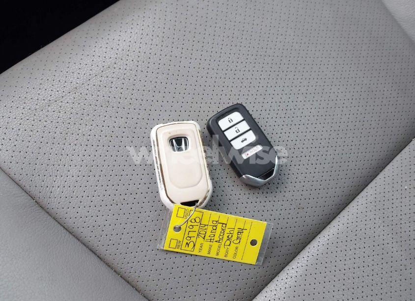 Photo 11 of 2014 Honda Accord EX-L V-6 (VIN 1HGCR3F87EA000548)