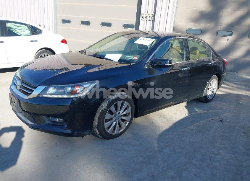 Photo 2 of 2014 Honda Accord EX-L V-6 (VIN 1HGCR3F87EA027961)