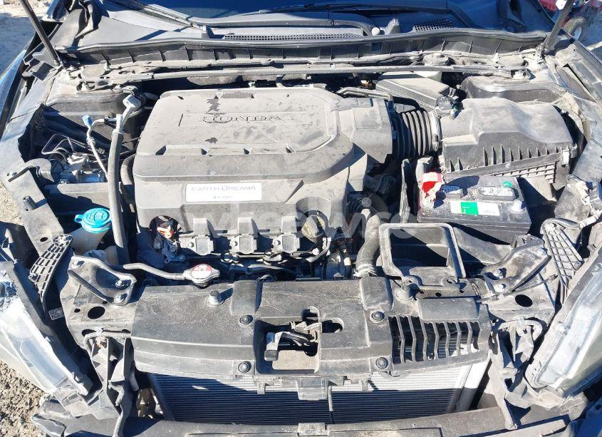 Photo 10 of 2014 Honda Accord EX-L V-6 (VIN 1HGCR3F87EA038815)