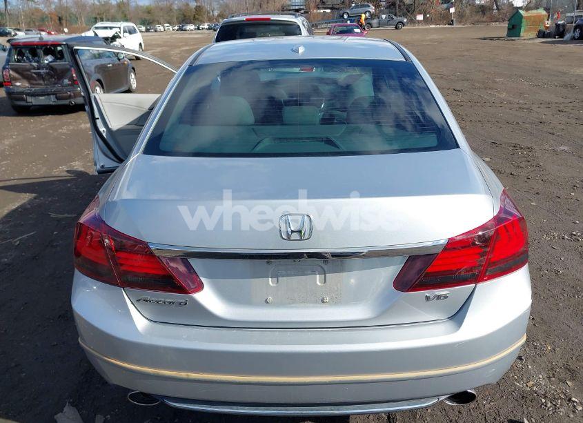 Photo 16 of 2015 Honda Accord EX-L V-6 (VIN 1HGCR3F87FA014273)