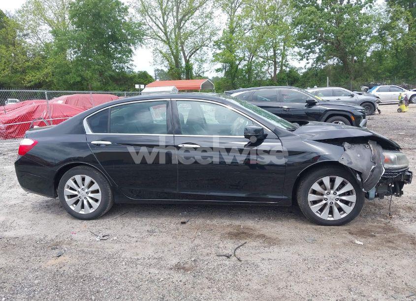 Photo 14 of 2015 Honda Accord EX-L V-6 (VIN 1HGCR3F87FA033521)