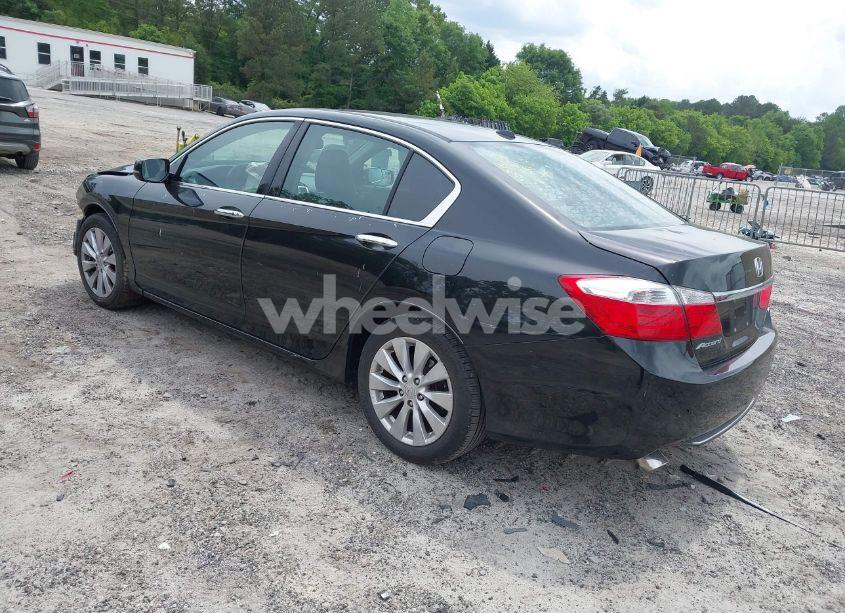 Photo 3 of 2015 Honda Accord EX-L V-6 (VIN 1HGCR3F87FA033521)