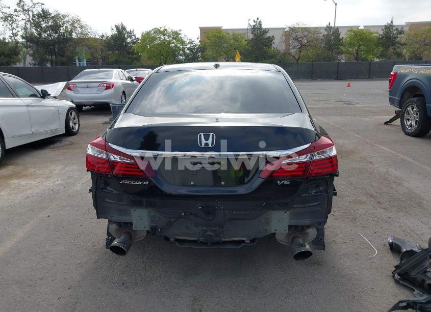 Photo 17 of 2016 Honda Accord EX-L V-6 (VIN 1HGCR3F87GA013528)