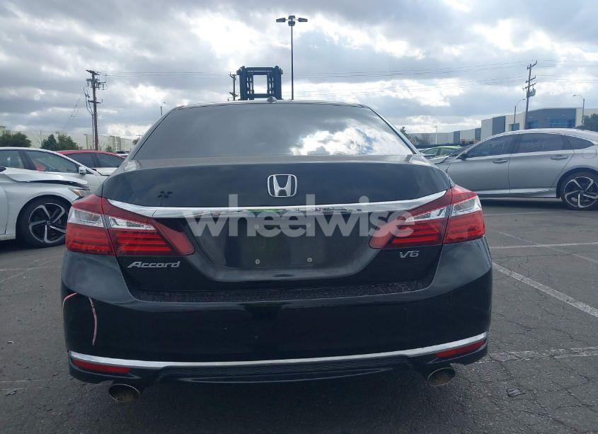 Photo 17 of 2016 Honda Accord EX-L V-6 (VIN 1HGCR3F87GA021788)