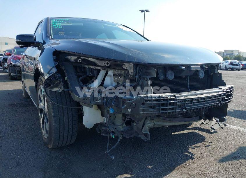 Photo 6 of 2016 Honda Accord EX-L V-6 (VIN 1HGCR3F87GA021788)