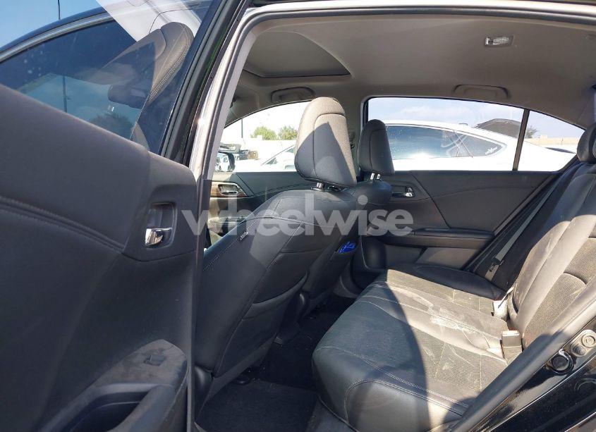 Photo 8 of 2016 Honda Accord EX-L V-6 (VIN 1HGCR3F87GA021788)