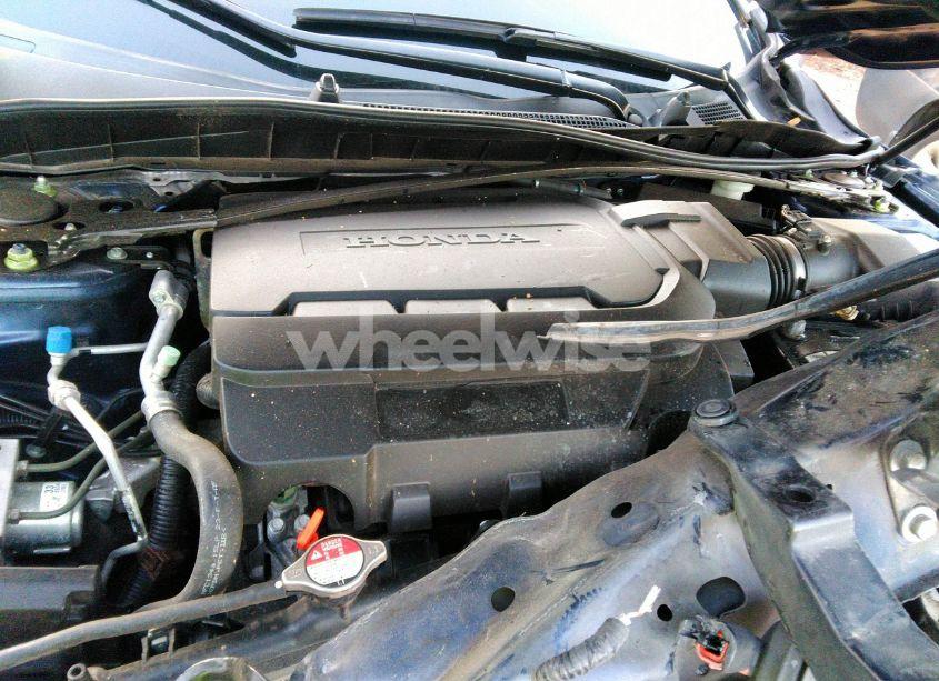 Photo 10 of 2017 Honda Accord EX-L V6 (VIN 1HGCR3F87HA015524)