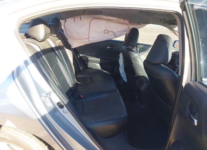 Photo 8 of 2017 Honda Accord EX-L V6 (VIN 1HGCR3F87HA037975)