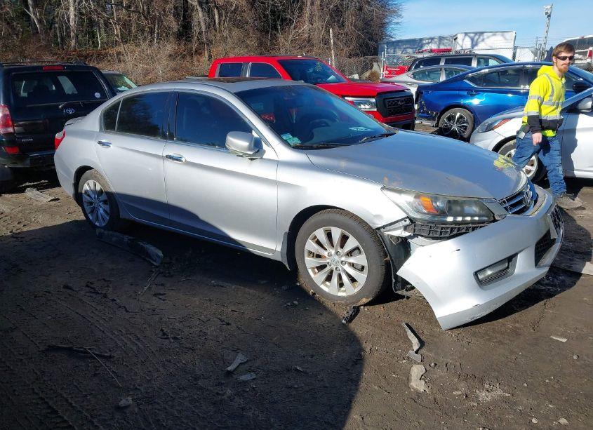 2013 Honda Accord EX-L V-6 (VIN 1HGCR3F88DA004932) main photo