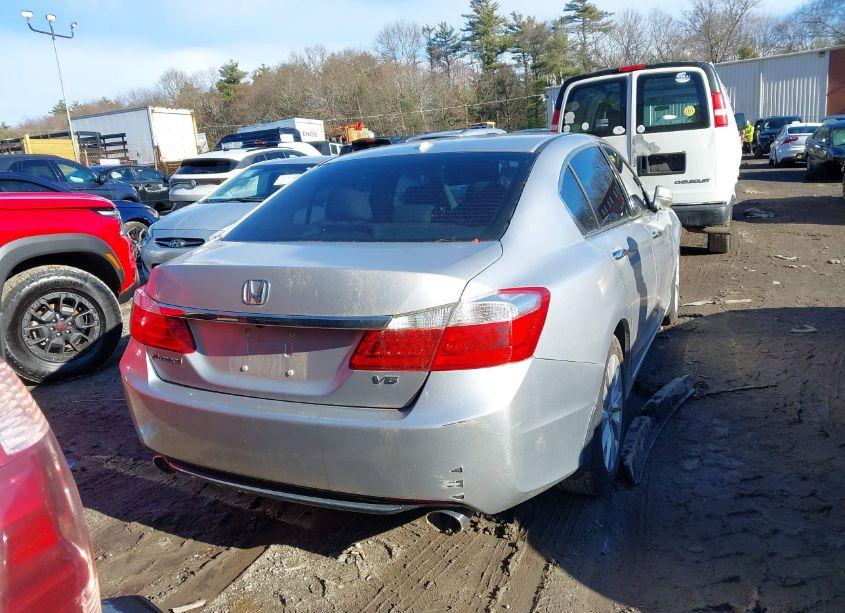 Photo 16 of 2013 Honda Accord EX-L V-6 (VIN 1HGCR3F88DA004932)