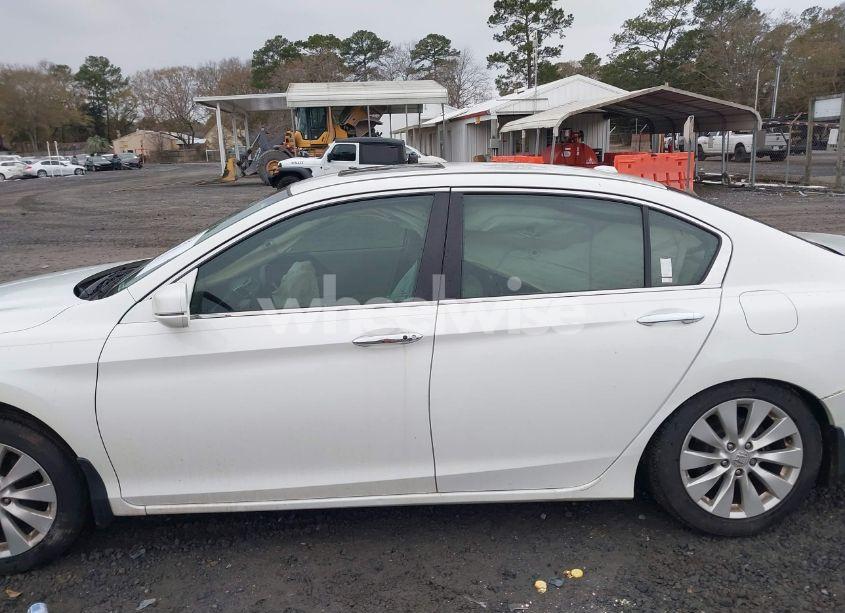 Photo 14 of 2013 Honda Accord EX-L V-6 (VIN 1HGCR3F88DA004980)