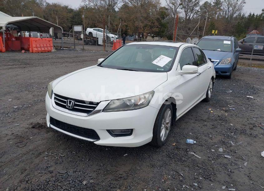 Photo 2 of 2013 Honda Accord EX-L V-6 (VIN 1HGCR3F88DA004980)