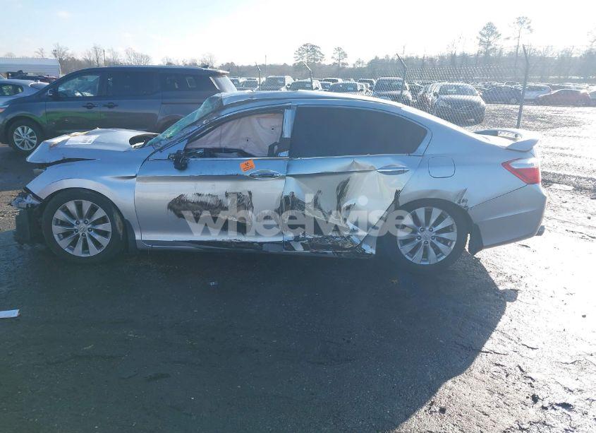 Photo 13 of 2013 Honda Accord EX-L V-6 (VIN 1HGCR3F88DA005014)