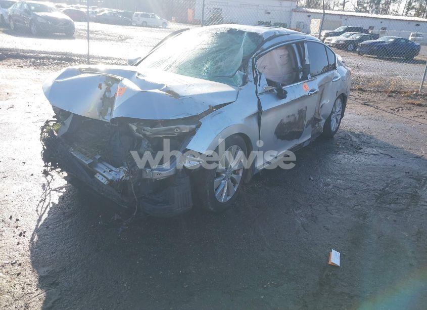 Photo 2 of 2013 Honda Accord EX-L V-6 (VIN 1HGCR3F88DA005014)