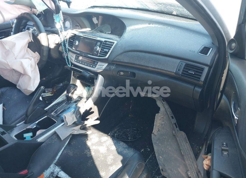 Photo 5 of 2013 Honda Accord EX-L V-6 (VIN 1HGCR3F88DA005014)