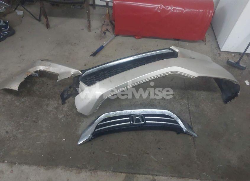 Photo 12 of 2013 Honda Accord SDN (VIN 1HGCR3F88DA011721)