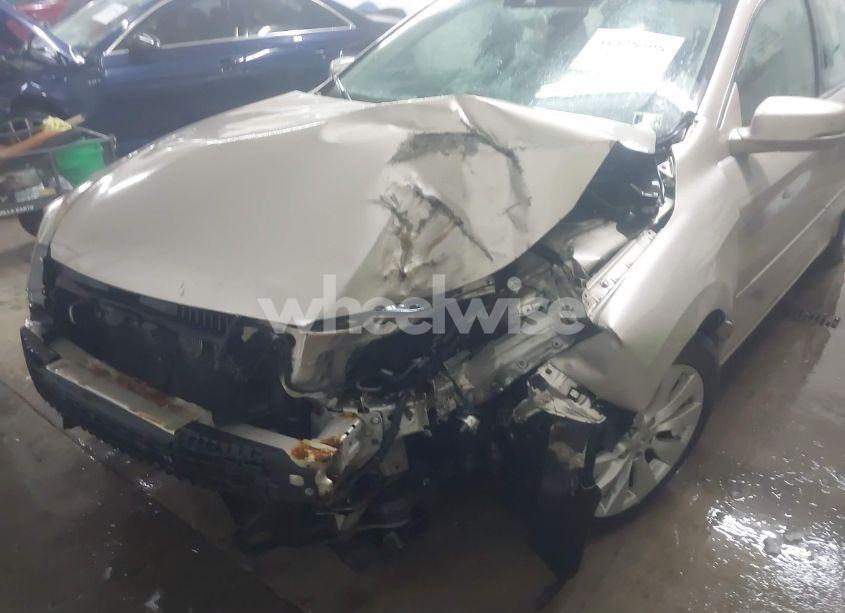 Photo 6 of 2013 Honda Accord SDN (VIN 1HGCR3F88DA011721)