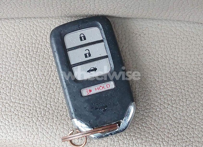 Photo 11 of 2013 Honda Accord EX-L V-6 (VIN 1HGCR3F88DA015820)